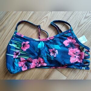 Bikini top Summer Sale 🌼